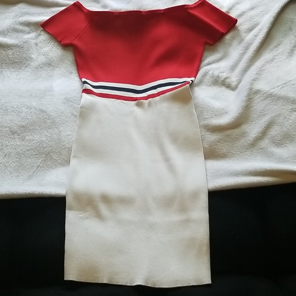 VENUS Dresses & Skirts - Venus red blue white colorblock midi dress